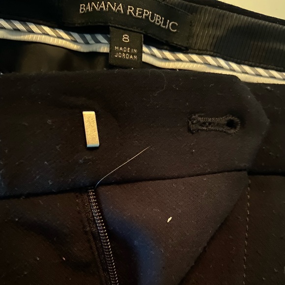 Banana Republic | Logan Cropped Straight Leg Dress Pant | Size 8 | Black - Picture 2 of 3